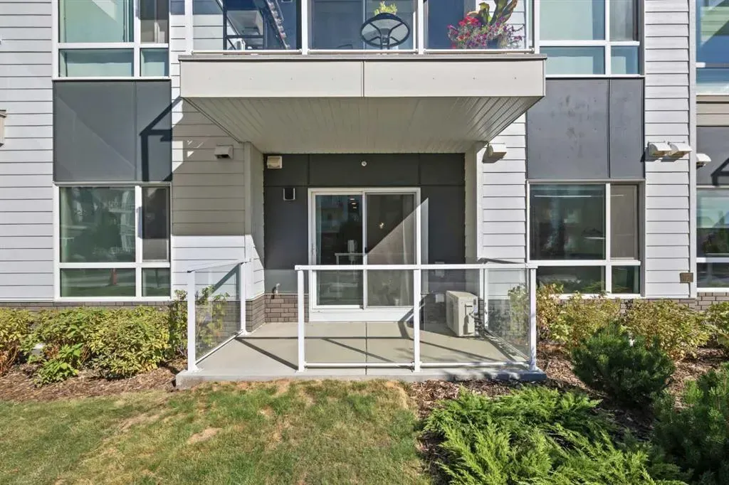 220 Seton Grove SE, #1104