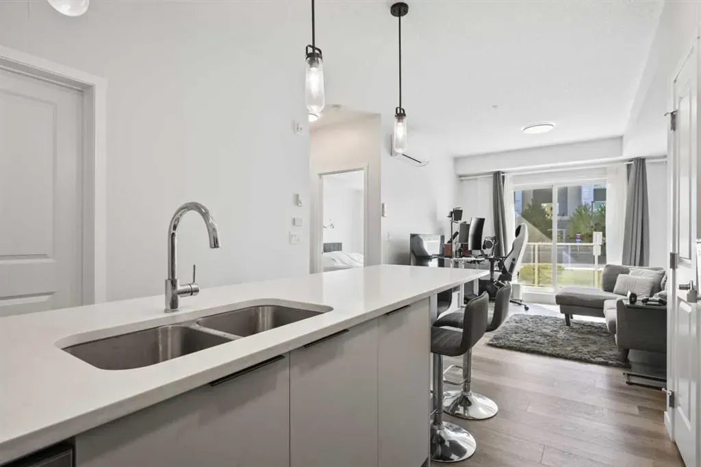 220 Seton Grove SE, #1104