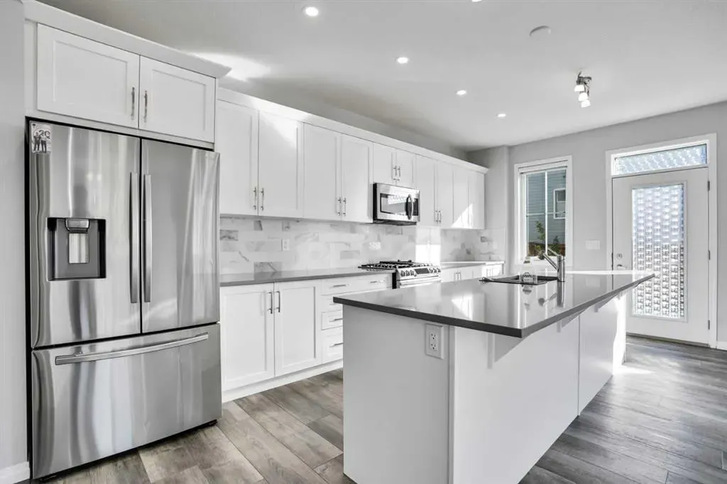64 Carrington Crescent NW