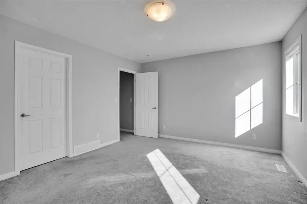 64 Carrington Crescent NW