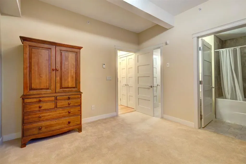 901 8th Avenue, #203