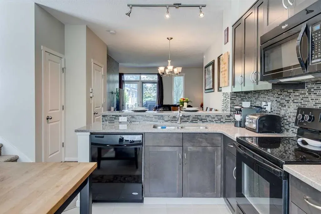 8 kinlea Common NW