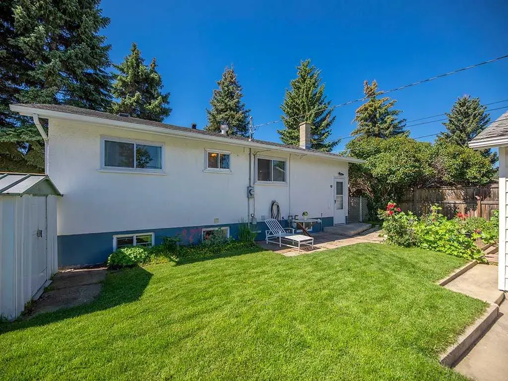 96 Windermere Road SW