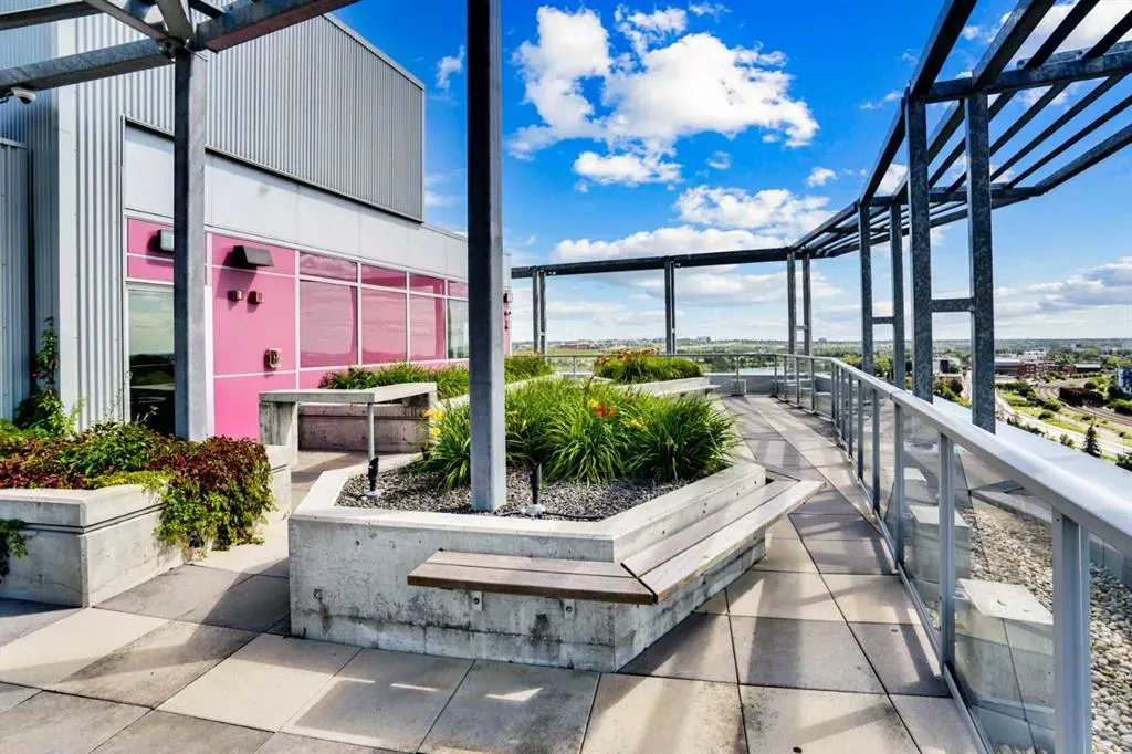 624 8 Avenue SE, #405
