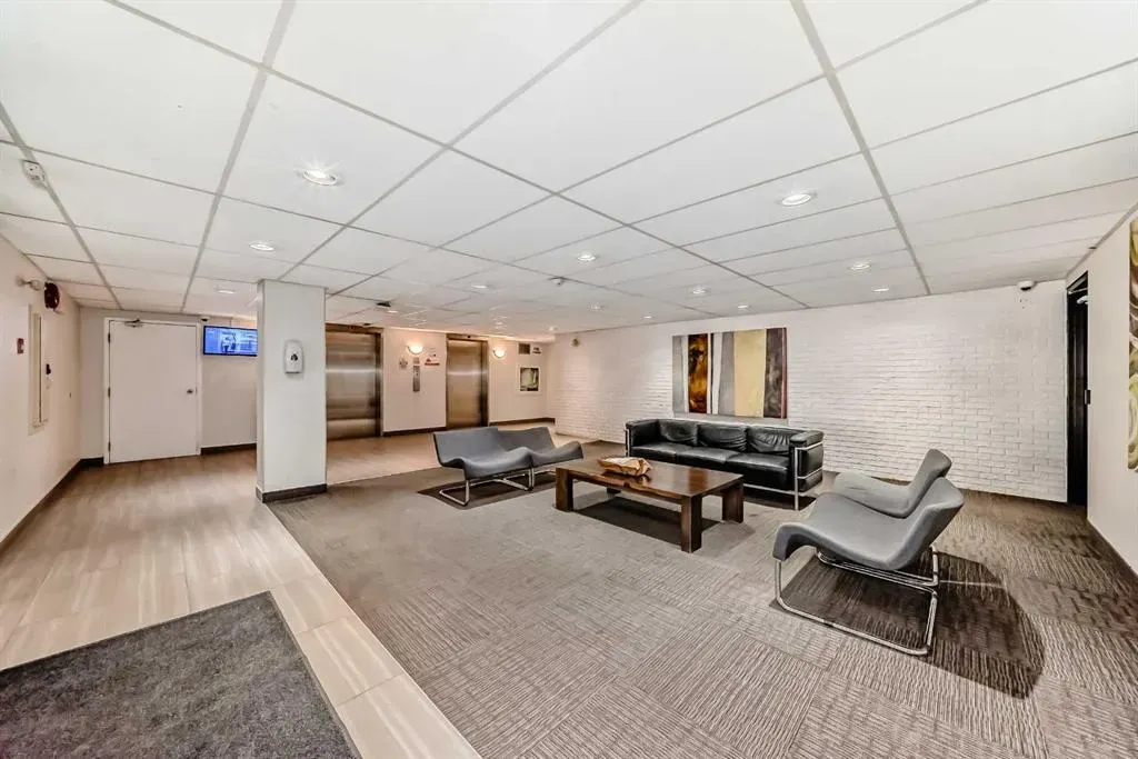 111 14 Avenue SE, #504