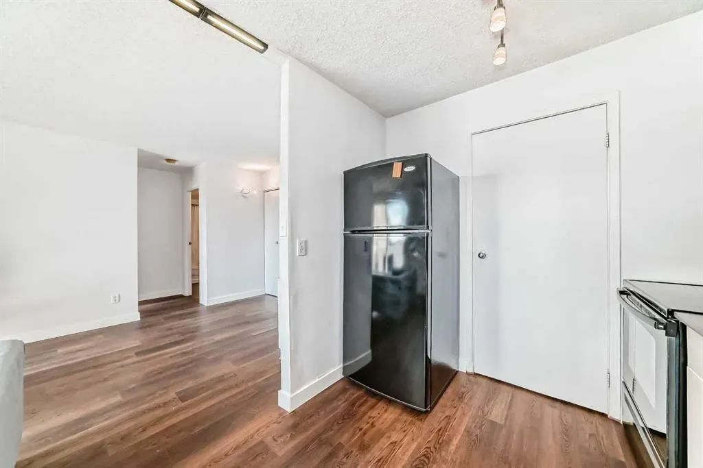 111 14 Avenue SE, #504