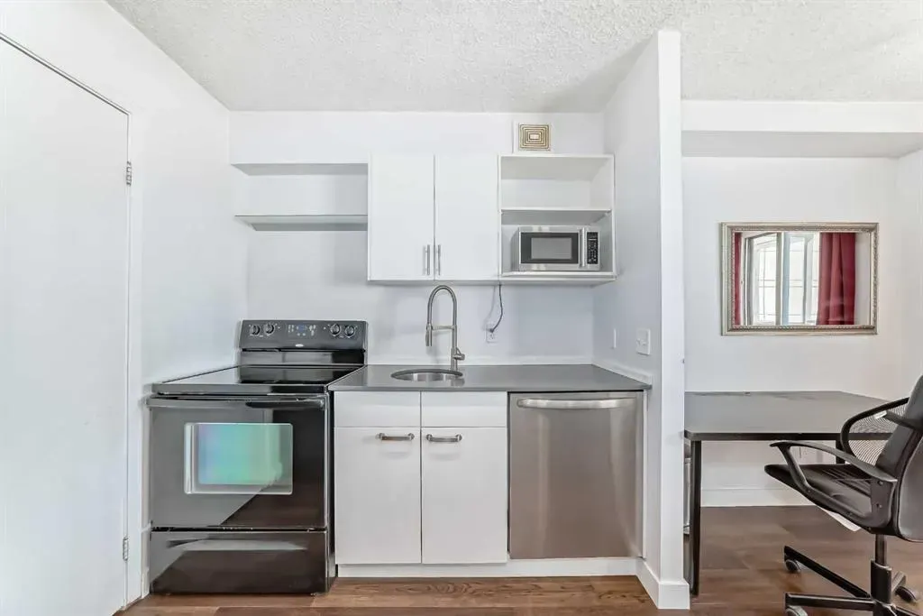 111 14 Avenue SE, #504