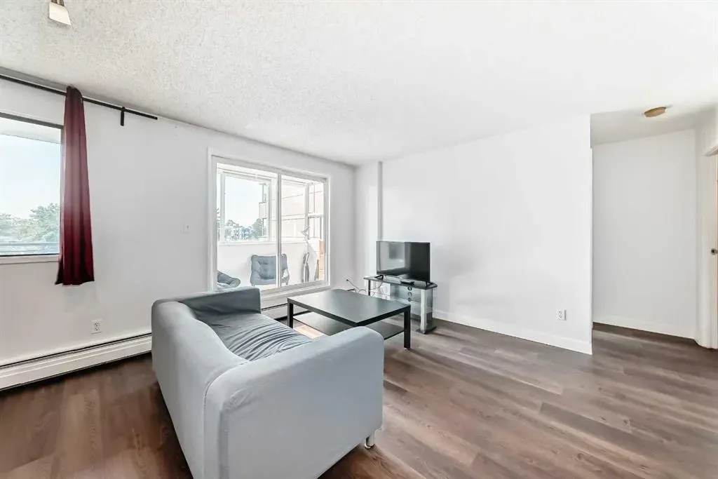 111 14 Avenue SE, #504