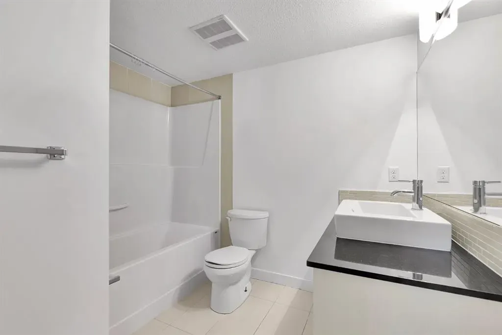 240 Skyview Ranch Road NE, #4407