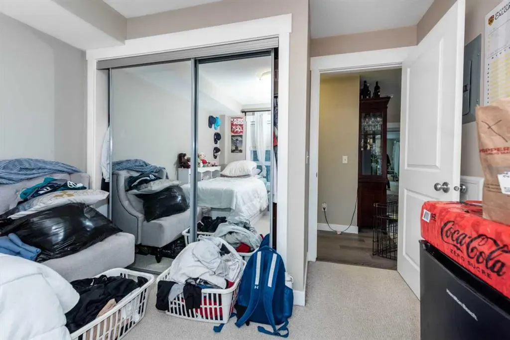 240 SKYVIEW RANC Road NE, #3102