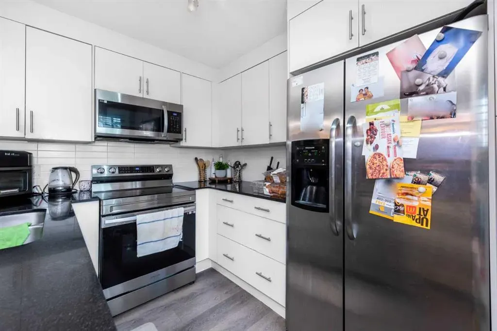 240 SKYVIEW RANC Road NE, #3102