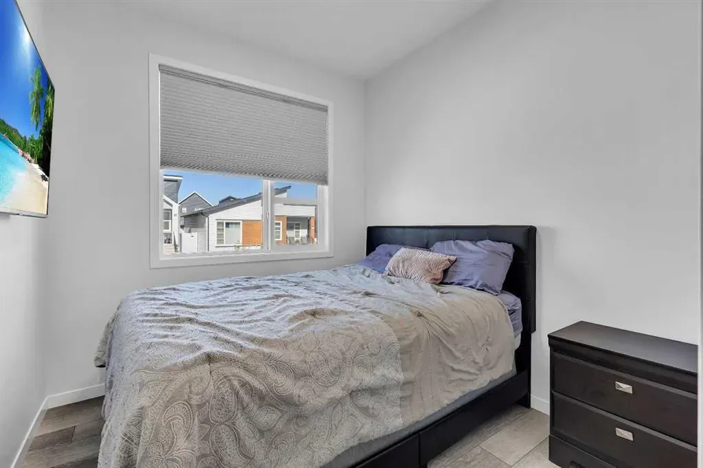 21 Lucas Rise NW