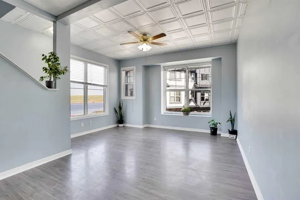 100 New Brighton Point SE