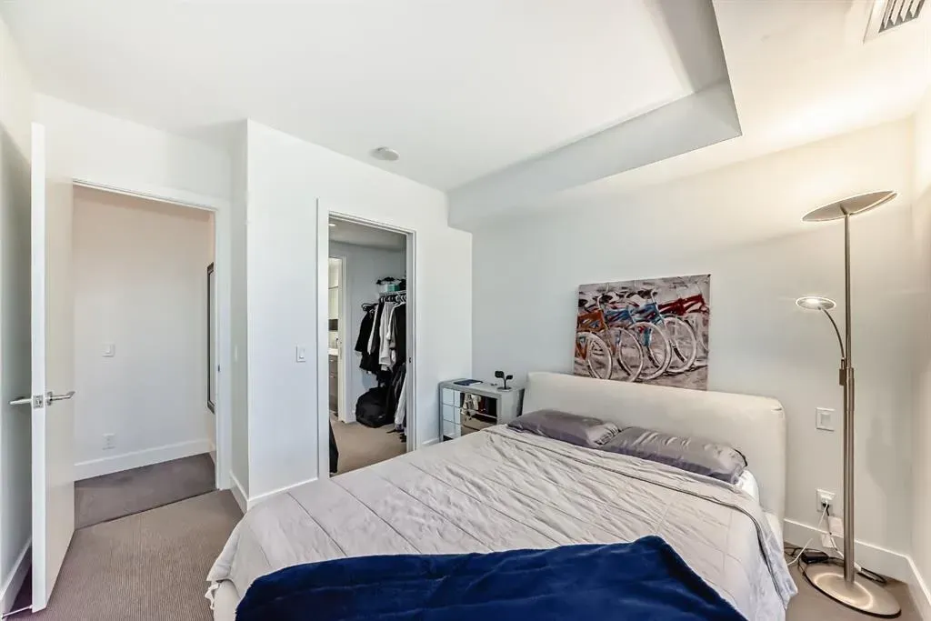 1025 5 Avenue SW, #1004