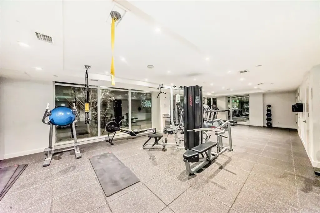 1025 5 Avenue SW, #1004