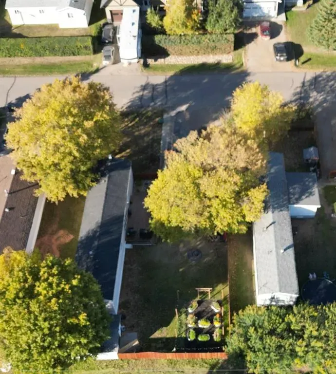 10221 104 Ave