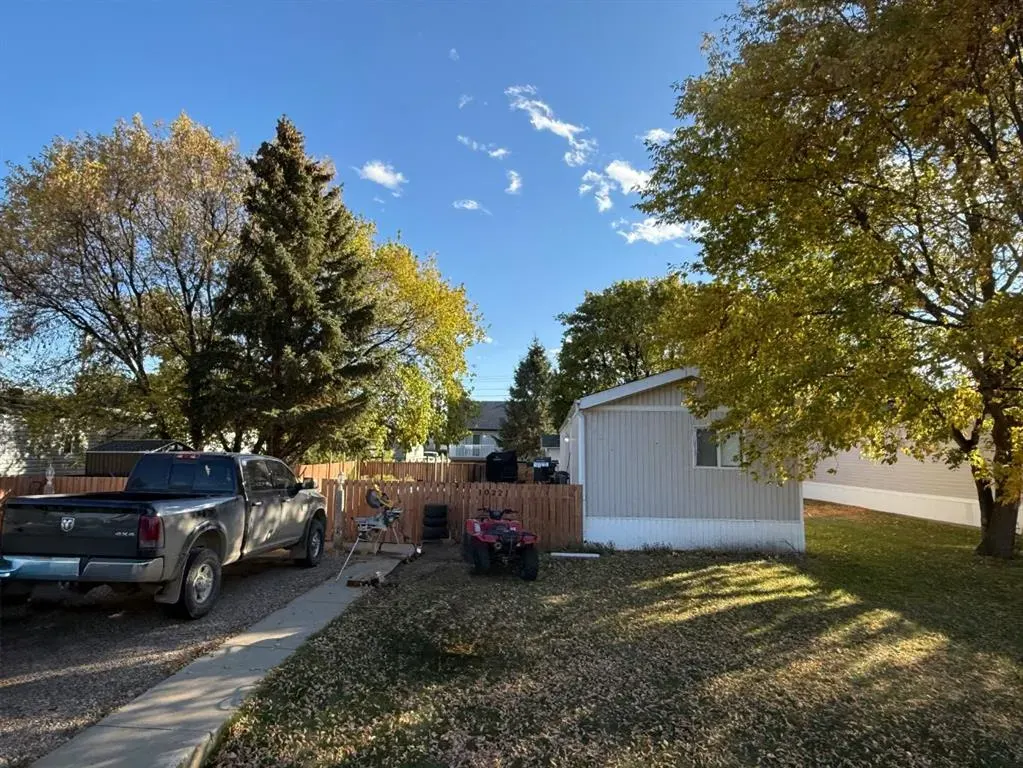10221 104 Ave