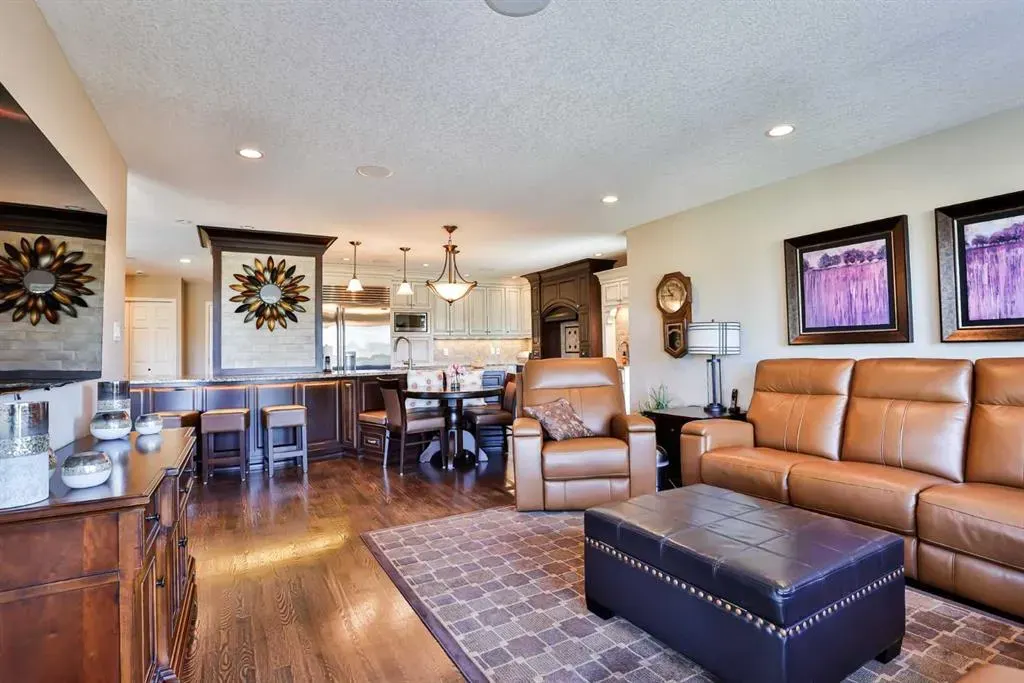 209 Coachwood Point W