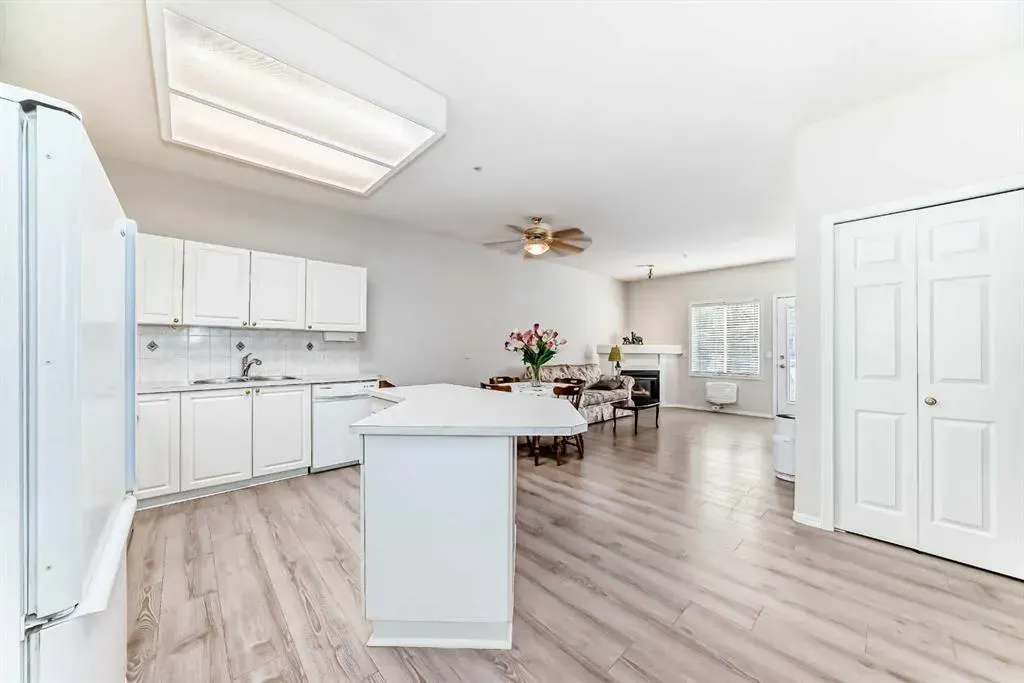 2850 51 Street SW, #112