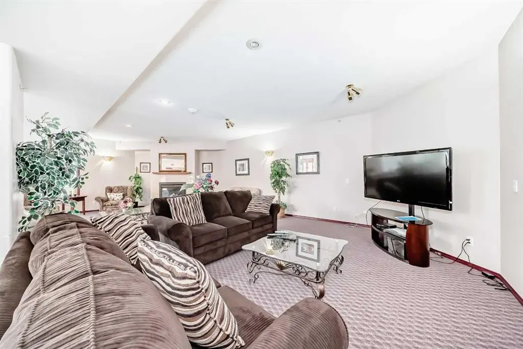 2850 51 Street SW, #112