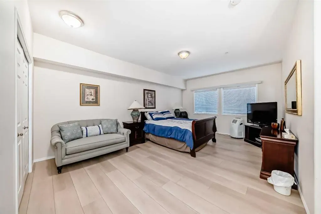 2850 51 Street SW, #112