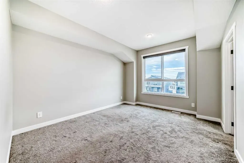 157 Belmont Drive SW