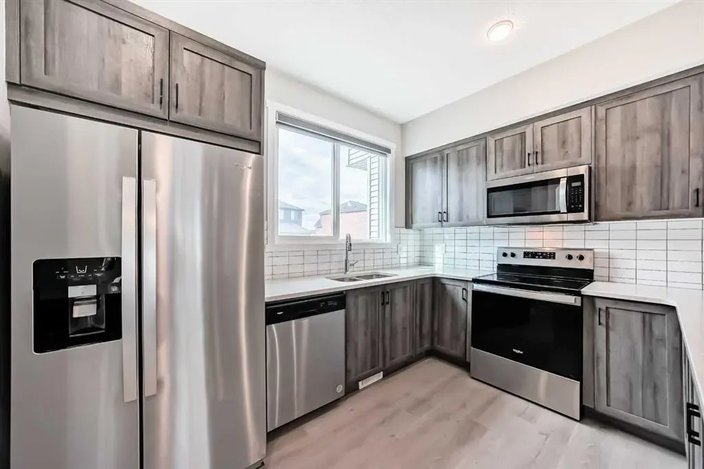 157 Belmont Drive SW