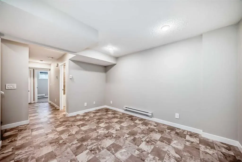 157 Belmont Drive SW