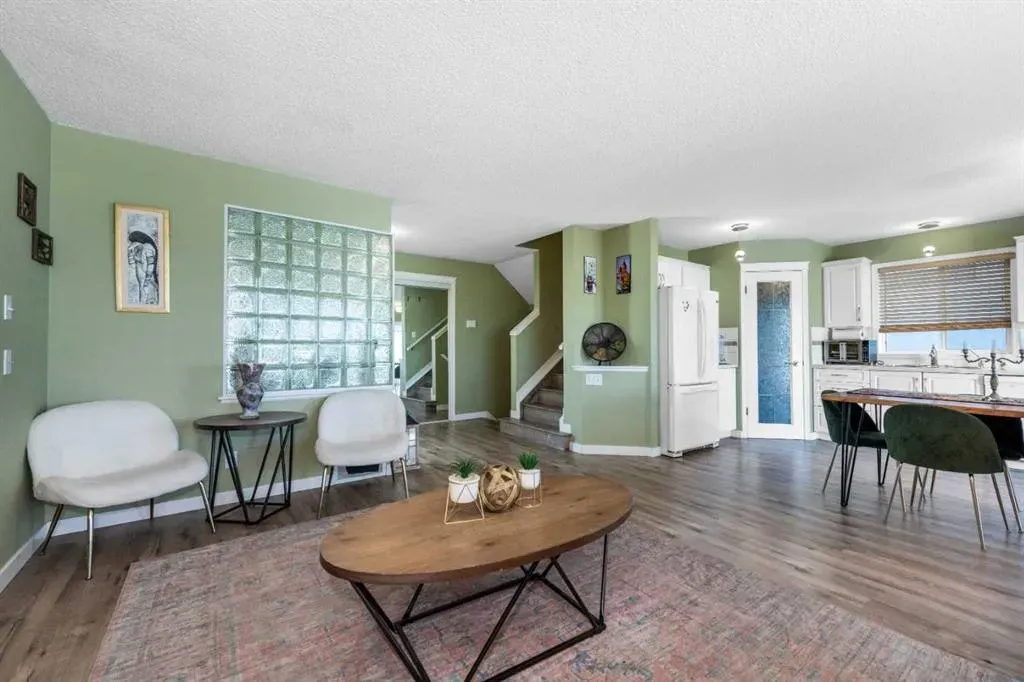 45 River Rock Court SE