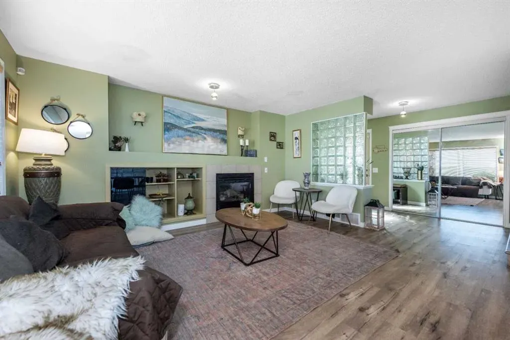 45 River Rock Court SE