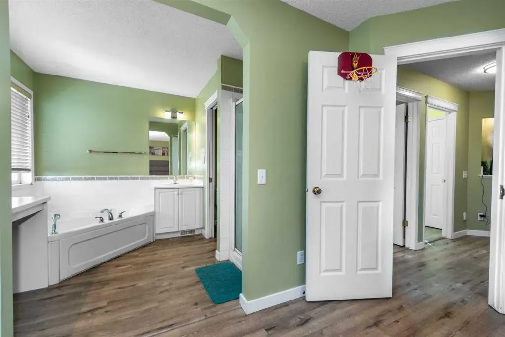 45 River Rock Court SE