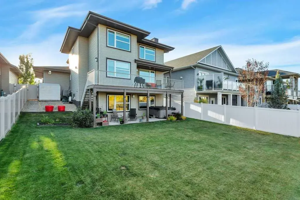187 Vancouver Crescent