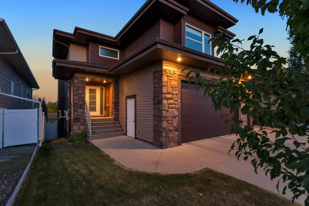 187 Vancouver Crescent