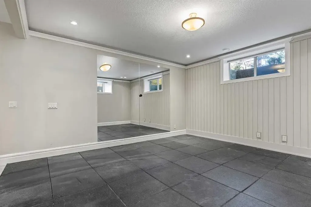 236 Aspen Dale Way SW