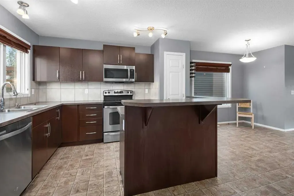 308 Copperstone Gardens SE