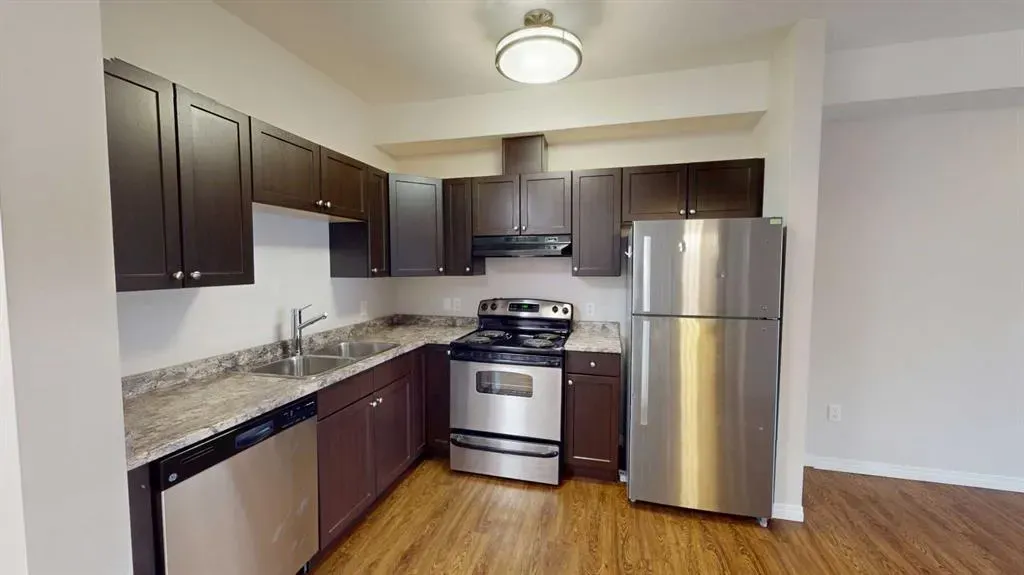10004 97A Street, #106