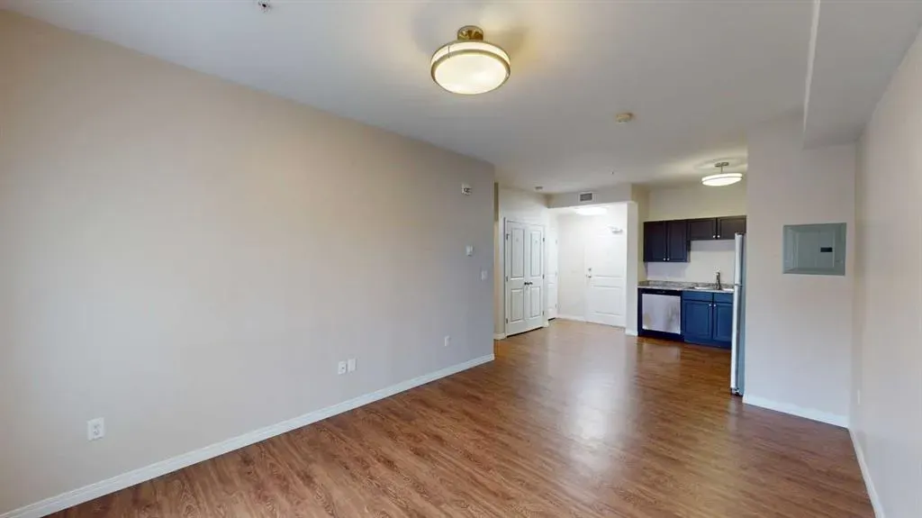 10004 97A Street, #106