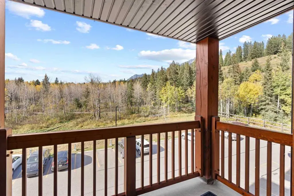 300 Palliser Lane, #315