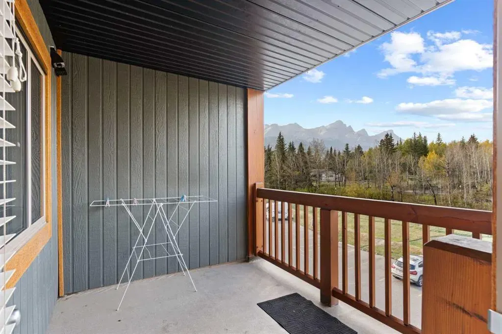 300 Palliser Lane, #315
