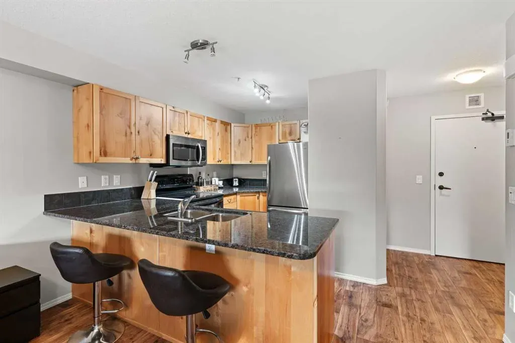 300 Palliser Lane, #315