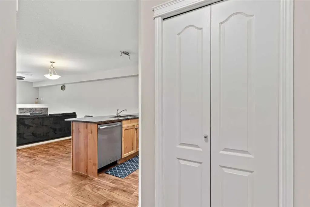 300 Palliser Lane, #315
