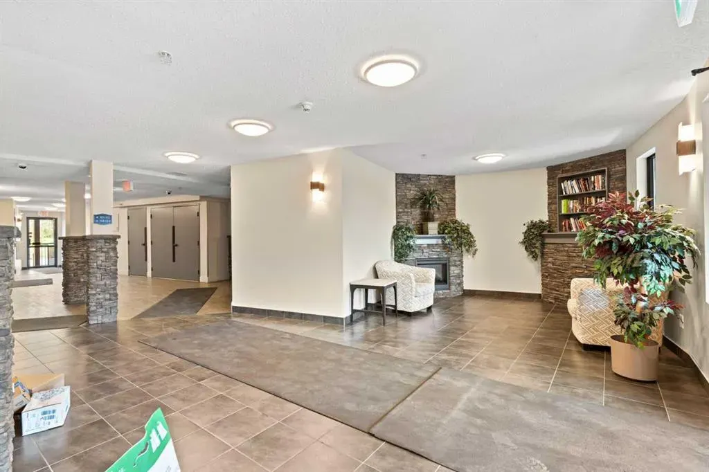 300 Palliser Lane, #315