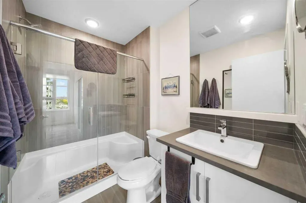 25 Walden Common SE