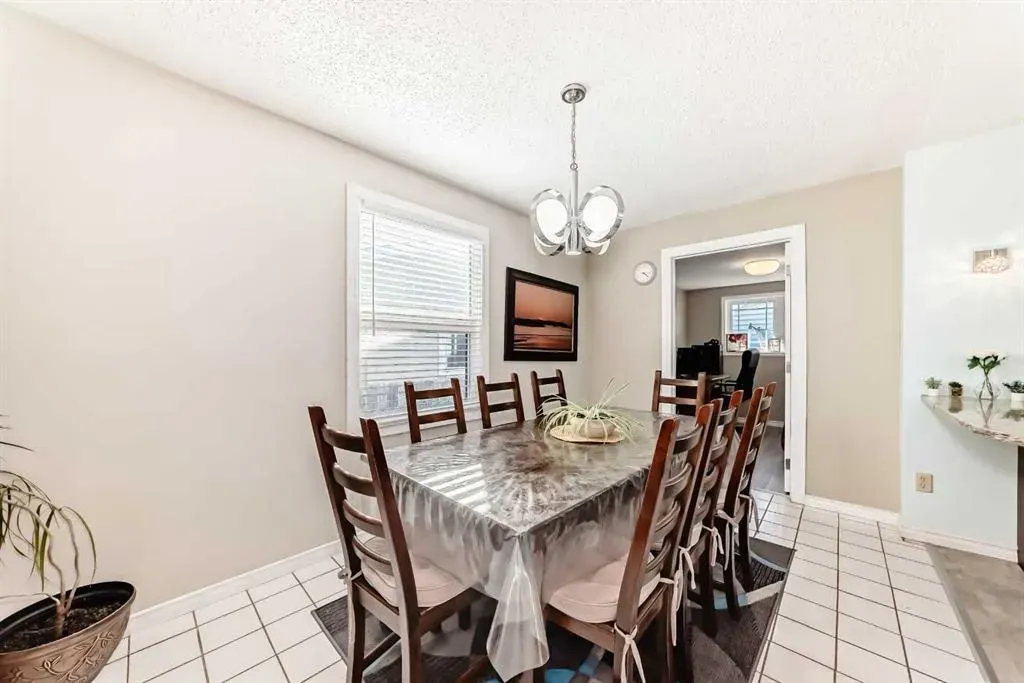 151 Pinemill Road NE