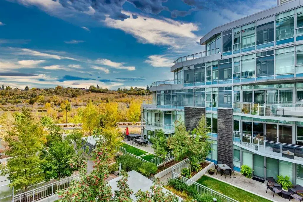 138 Waterfront Court SW, #311
