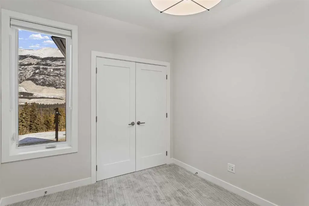 209 Stewart Creek Rise, #201J