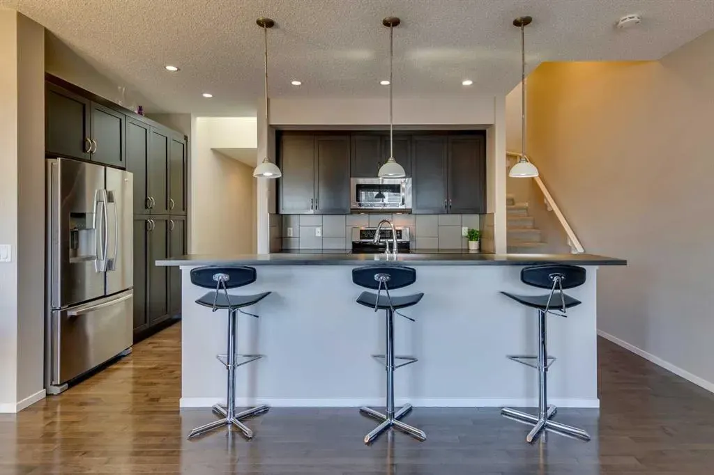 467 Mahogany Terrace SE