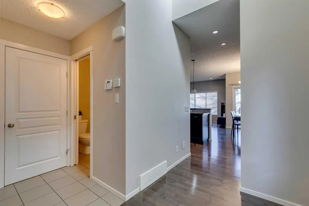 467 Mahogany Terrace SE