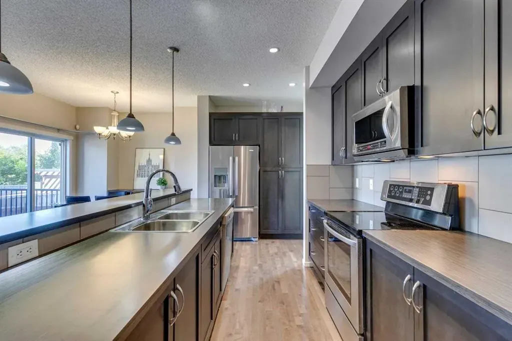 467 Mahogany Terrace SE