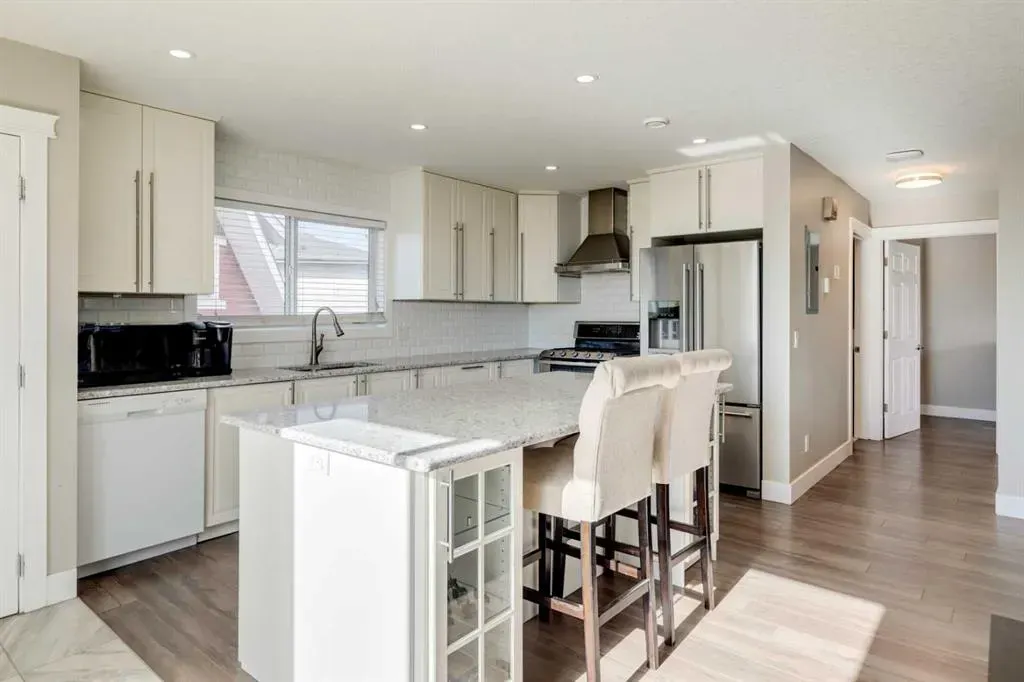 123 Marquis Green SE